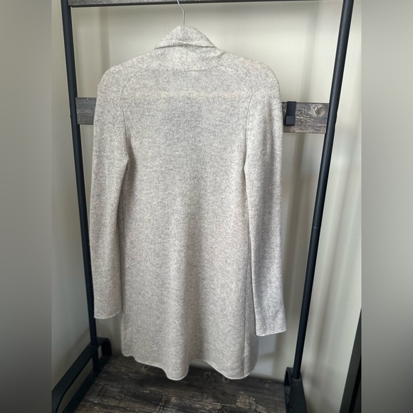 WHITE + WARREN Essential Cashmere Trapeze Cardigan *LIKE NEW* Size Sm $335 - Picture 14 of 15